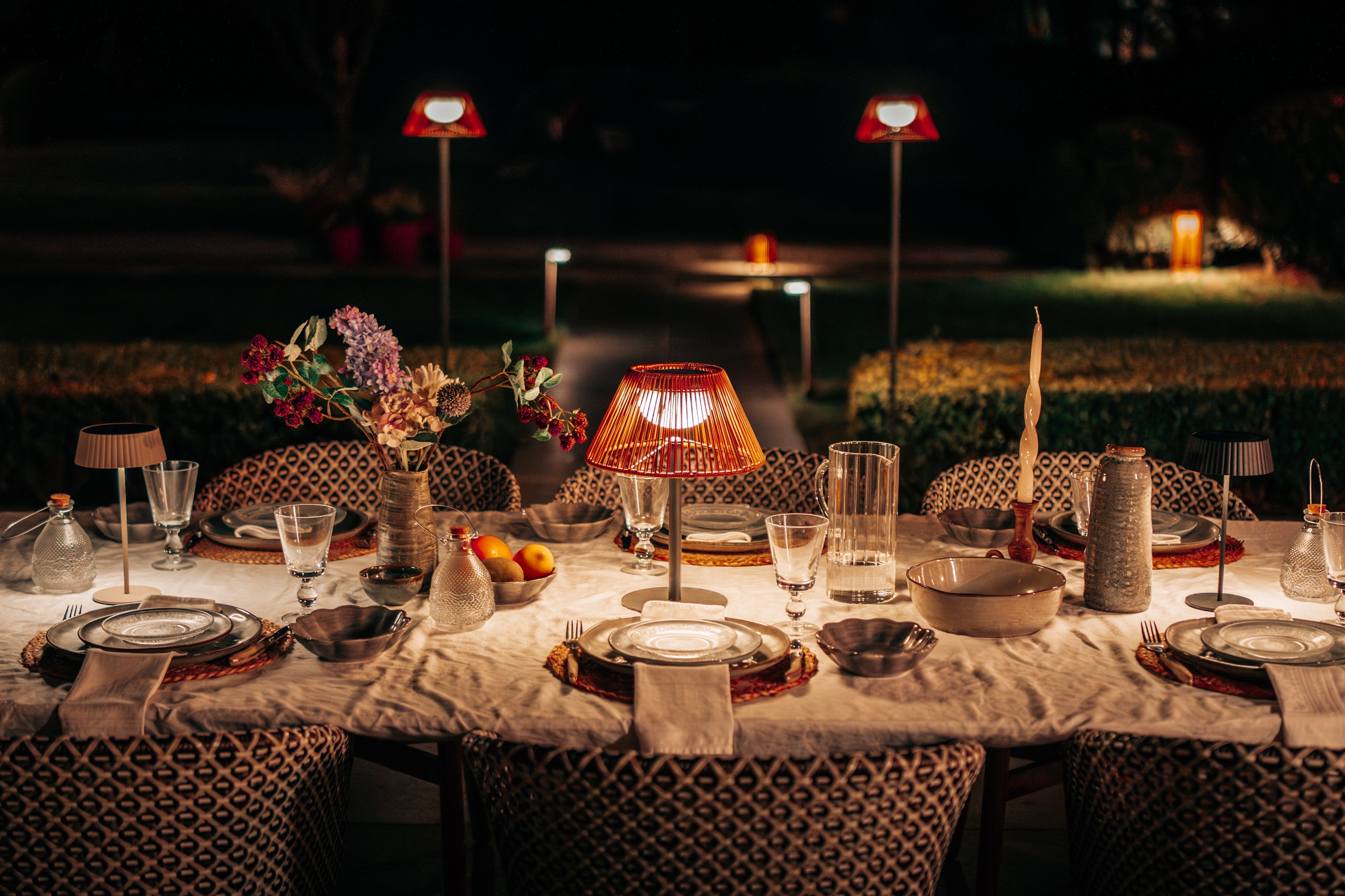 How Zoluna Solar Lighting Keeps Your Garden Glowing as the Nights Draw In