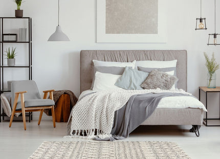 Moroccan Ivory Grey Shaggy Rug | 1000