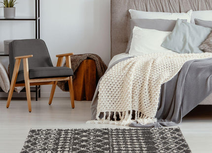 Moroccan Dark Grey Shaggy Rug | 1040