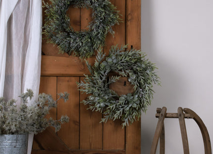 Frosted Pine Wreath With Pinecones
