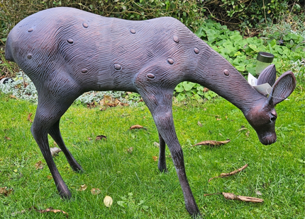 Medium Stag and Doe Garden Sculpture Set – 41–81cm, Antique Bronze