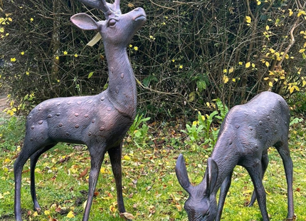 Medium Stag and Doe Garden Sculpture Set – 41–81cm, Antique Bronze