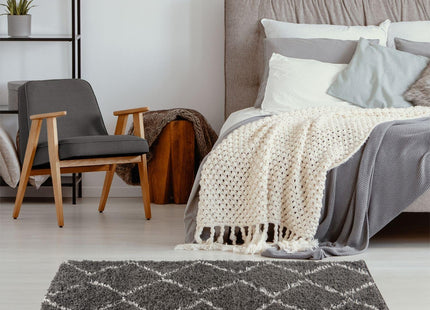 Moroccan Dark Grey Shaggy Rug | 840
