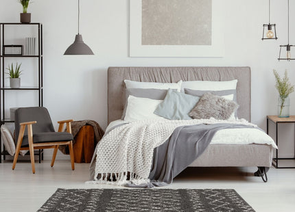 Moroccan Dark Grey Shaggy Rug | 940