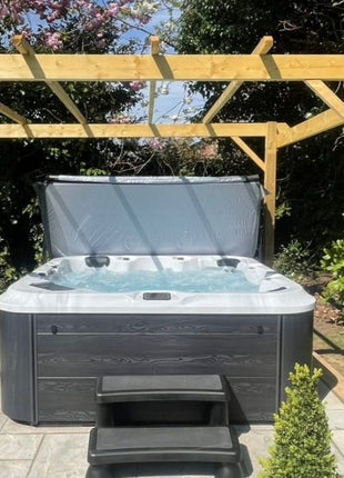 H2O 6000 Series 6-Seater (Twin-Pump) 32A Plug & Play Hot Tub