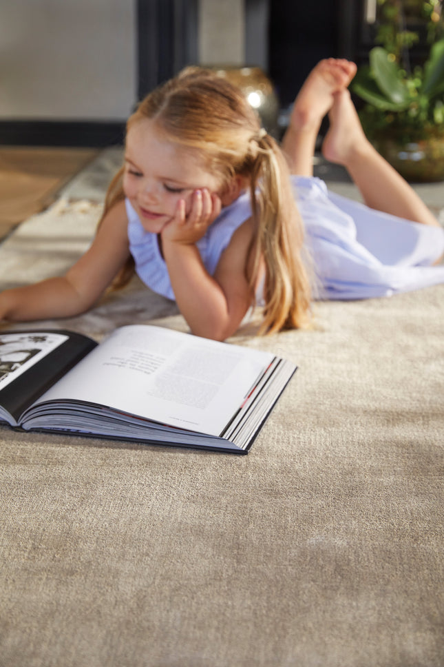Rug Guru Karma Mink Viscose Rug
