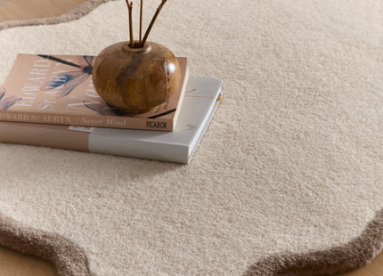 Scalloped Elsie Natural/Brown Wool Rug